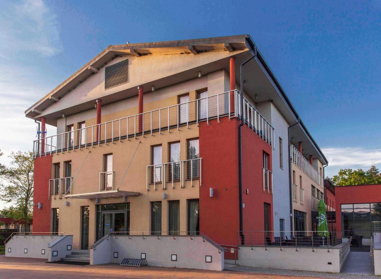 Centrum Wypoczynkowo-Konferencyjne Solaris Lazy  Exterior photo